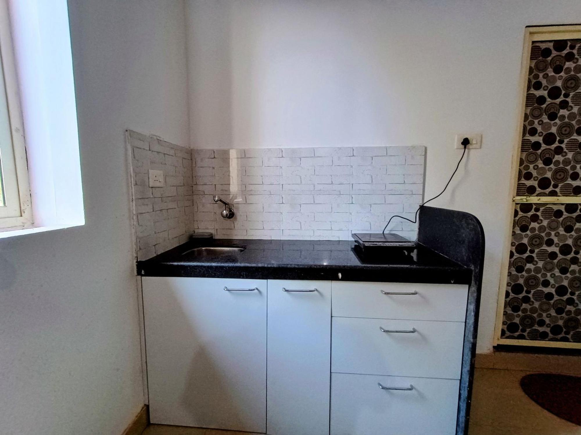 Gs Home On The Bay - Super Sea View Glass Studio Apartment Vagator Εξωτερικό φωτογραφία