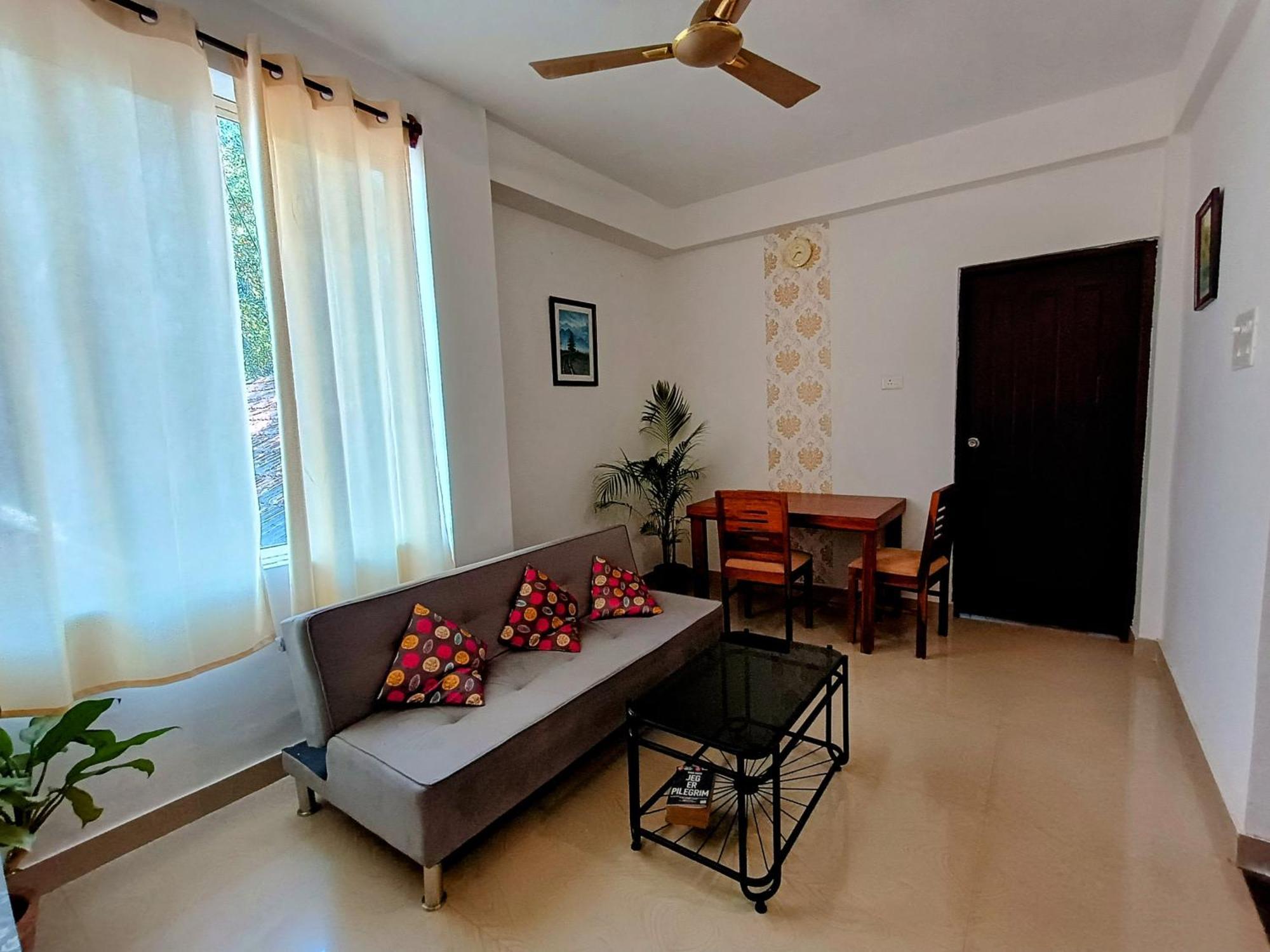Gs Home On The Bay - Super Sea View Glass Studio Apartment Vagator Εξωτερικό φωτογραφία